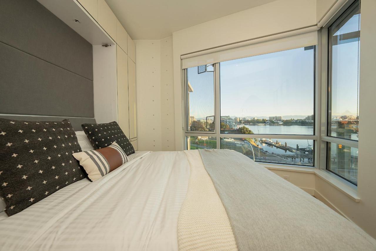 Janion Sky By Iris Properties! * Victoria